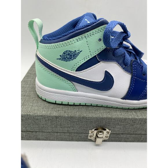64073-413] Preschool Air Jordan Retro 1 MID 'Mystic Navy Mint size 10 C‎ - Picture 6 of 9